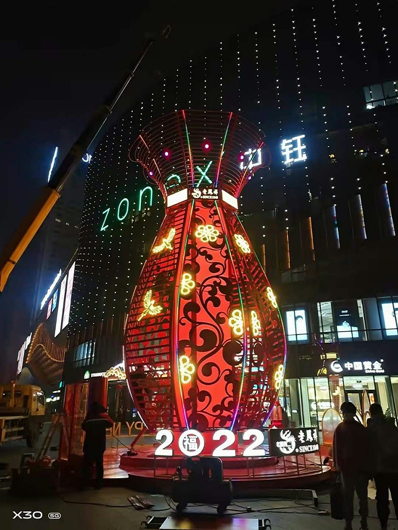 景觀雕塑設(shè)計(jì)公司：卡通雕塑不同樣式有哪些-千帆標(biāo)識(shí)，行業(yè)經(jīng)驗(yàn)15年，為400+企業(yè)或市政單位提供標(biāo)識(shí)系統(tǒng)解決方案。